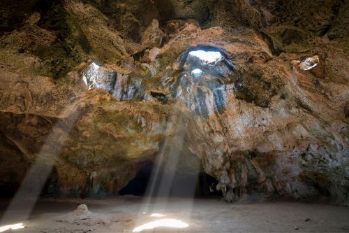 Quadirikiri Cave