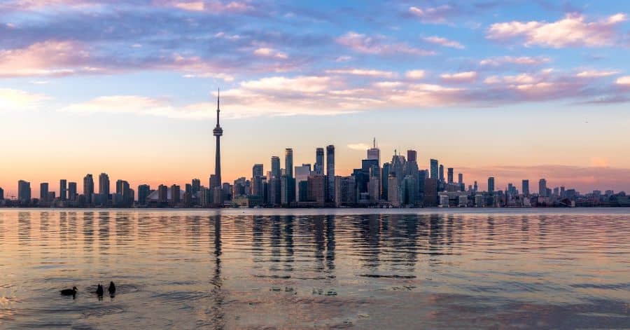 A picture of buildings in Toronto, Canada including the CN Tower.