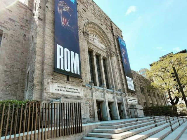 A picture outside of Royal Ontario Museum in Toronto, Canada.