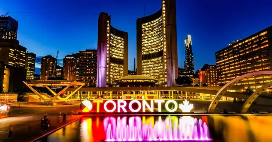 Best Things to do with Family in Toronto