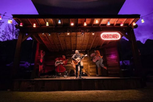 Bit & Spur Restaurant & Saloon live music