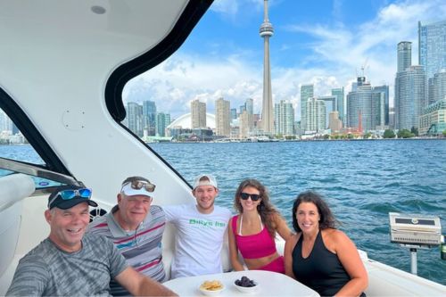 60-Minute Toronto Luxury Yacht Sightseeing Prosecco Cruise