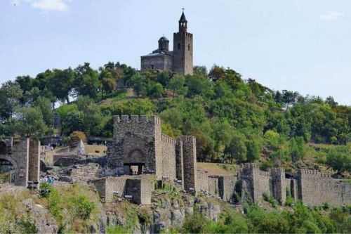 Visit Bulgaria – Veliko Tarnovo Medieval Fortress