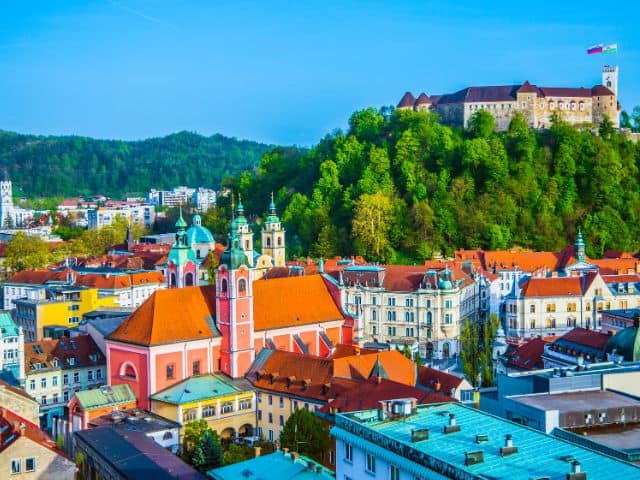 A picture of a panoramic view of the city of Ljubljana in Slovenia.