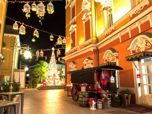 A picture of a street in Opatija, Croatia during Christmas.