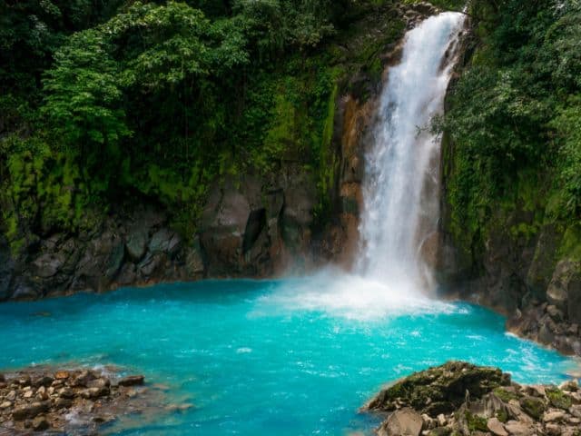 A picture of Rio Celeste in Costa Rica.