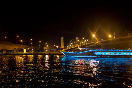 Chao Phraya River Dinner Cruise