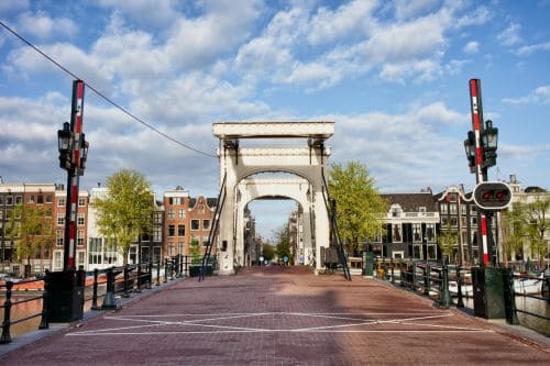 Skinny Bridge