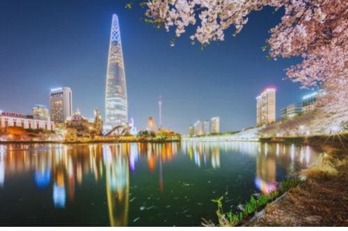 Seokchon Lake Cherry Blossom Festival